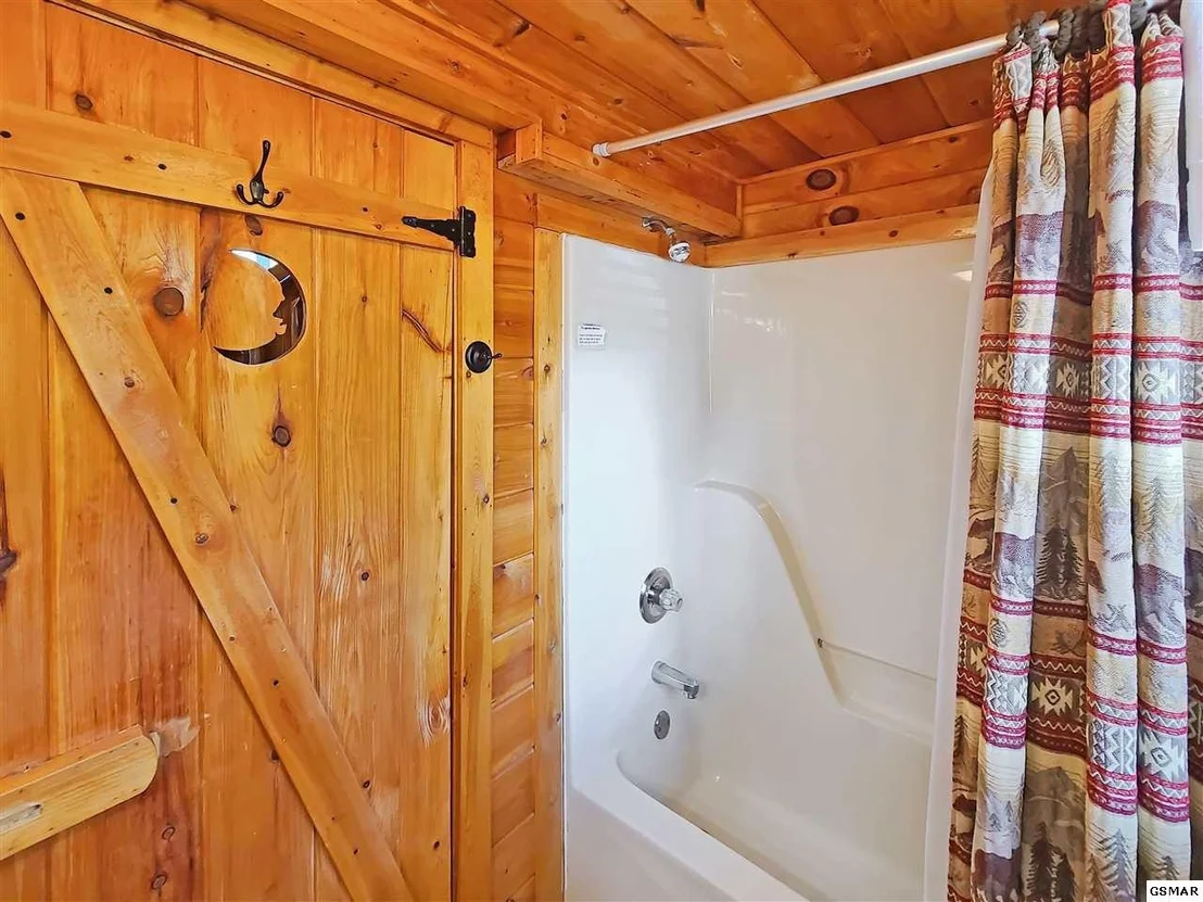 Photo of 2310 Waterfall Way