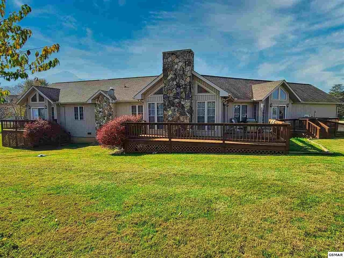Photo of 3585 Deer Field Circle