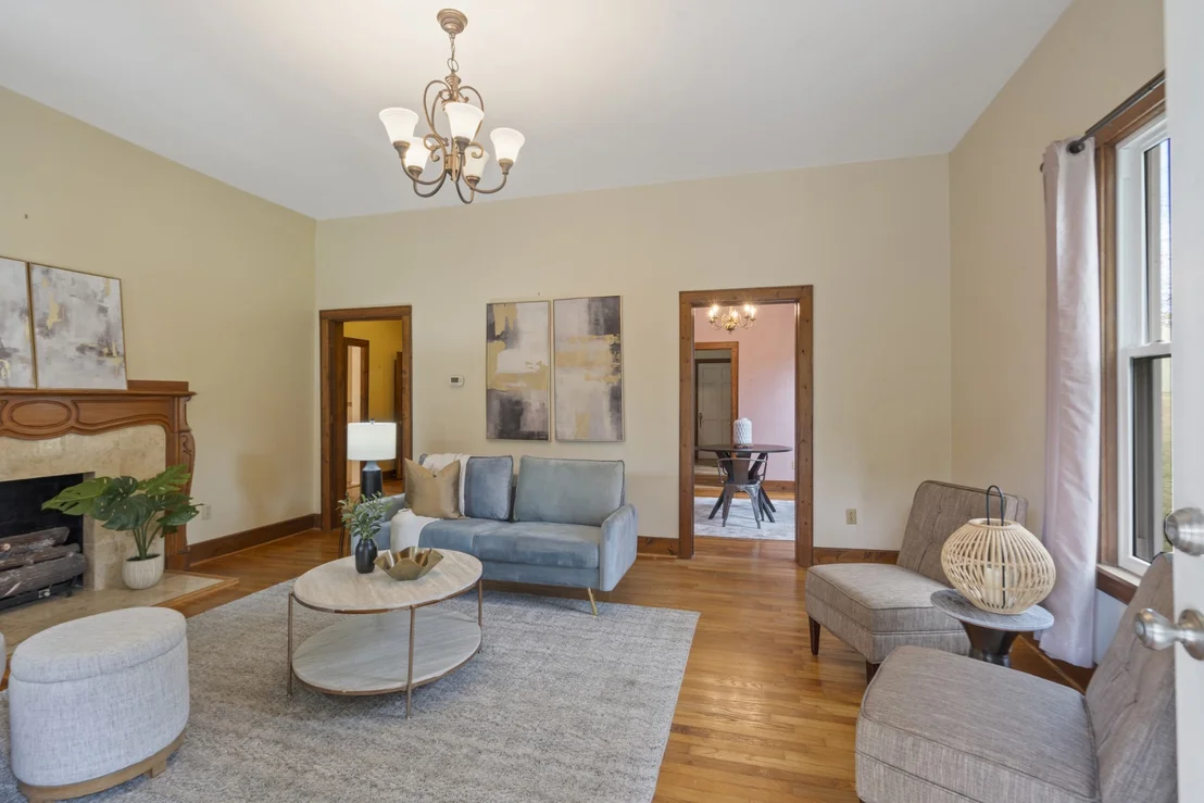 Photo of 116 W Swan St