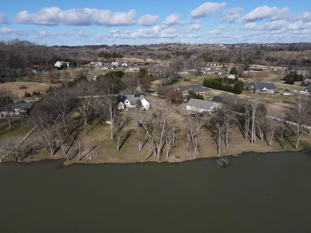 Photo of 2970 Deep River Road