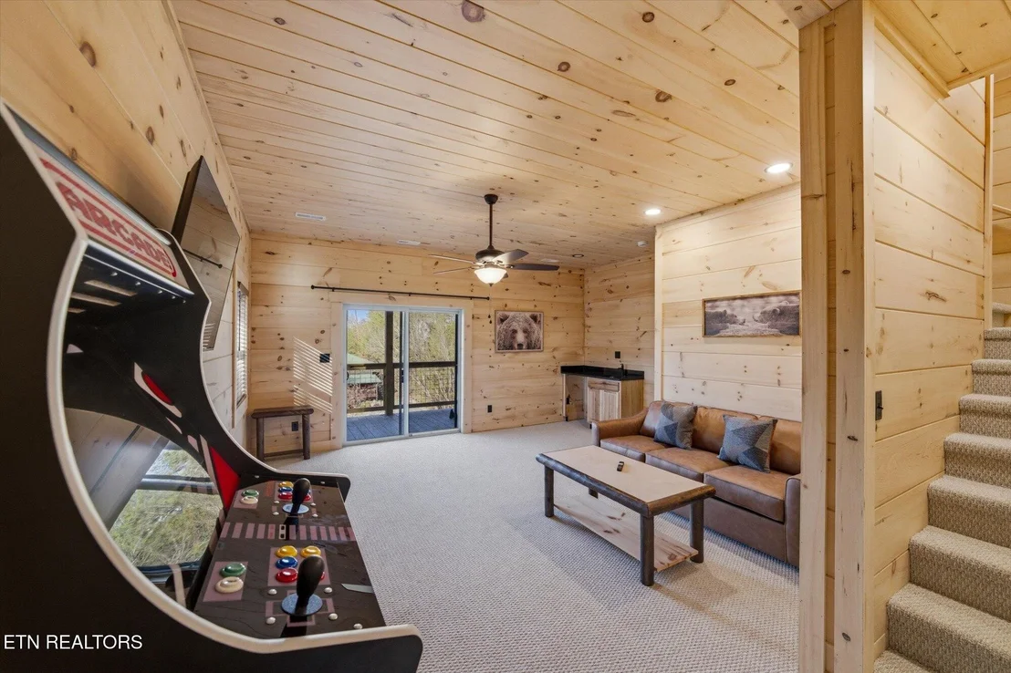 Photo of 586 Chickasaw Gap Way