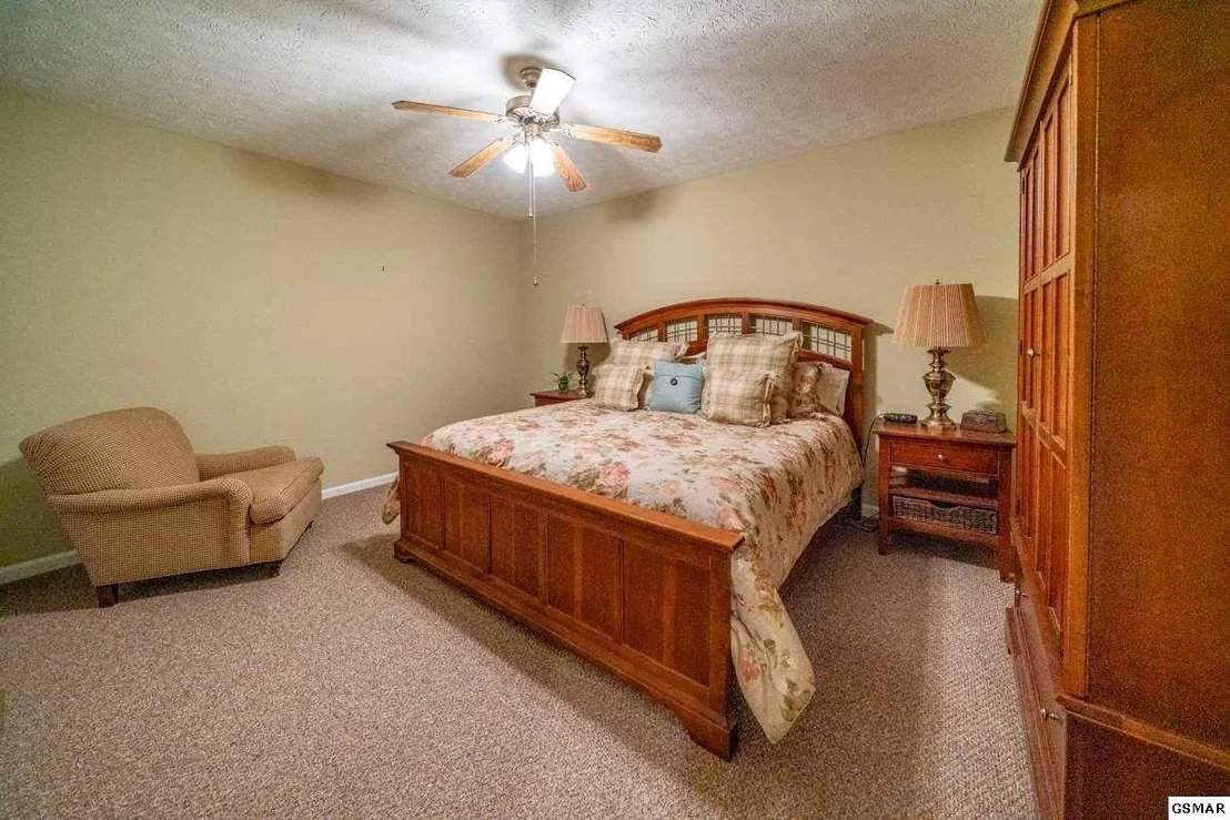 Photo of 1119 Gordon Way