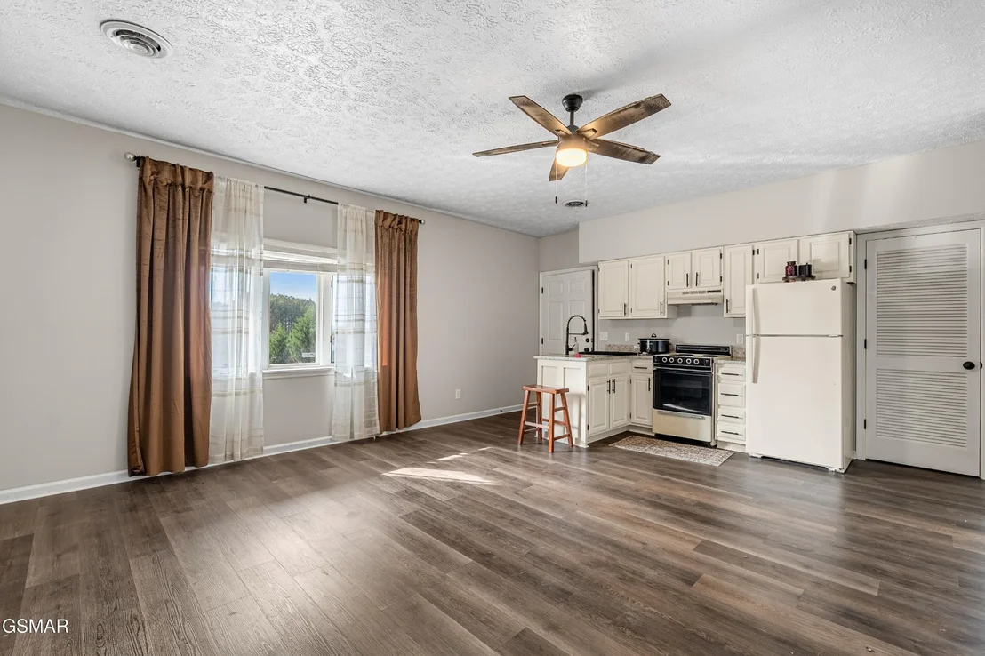 Photo of 1266 Sunrise Drive