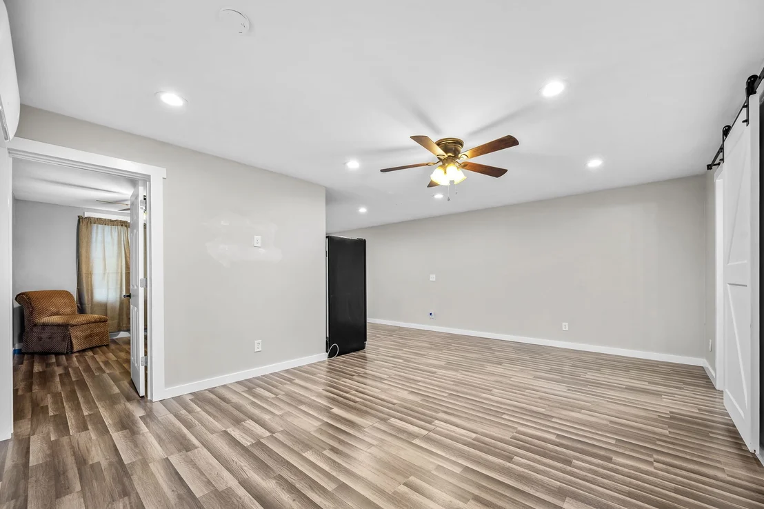 Photo of 104 Hickerson Rd