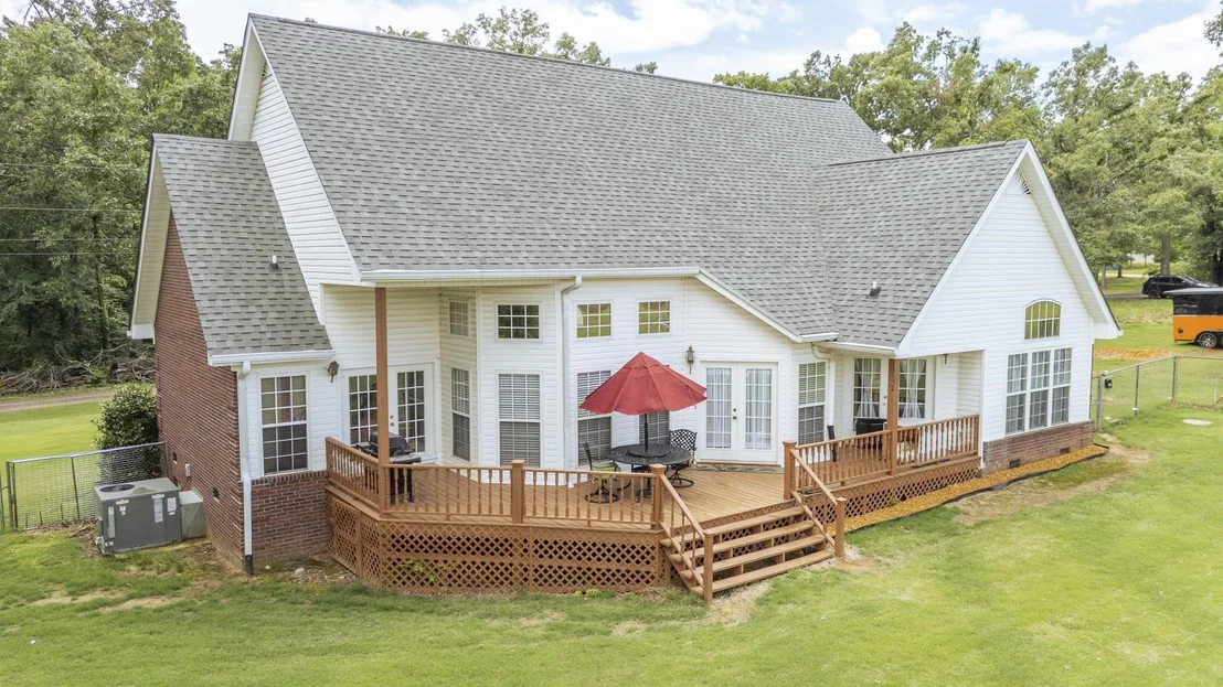 Photo of 135 BETSY DR