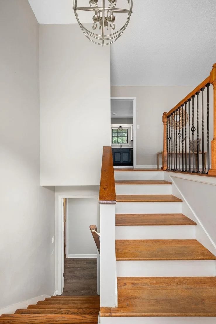 Photo of 8692 Arbutus Drive