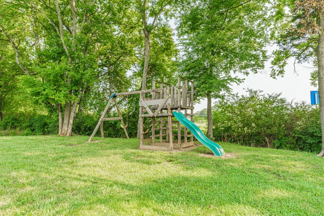 Photo of 709 Ross Drive