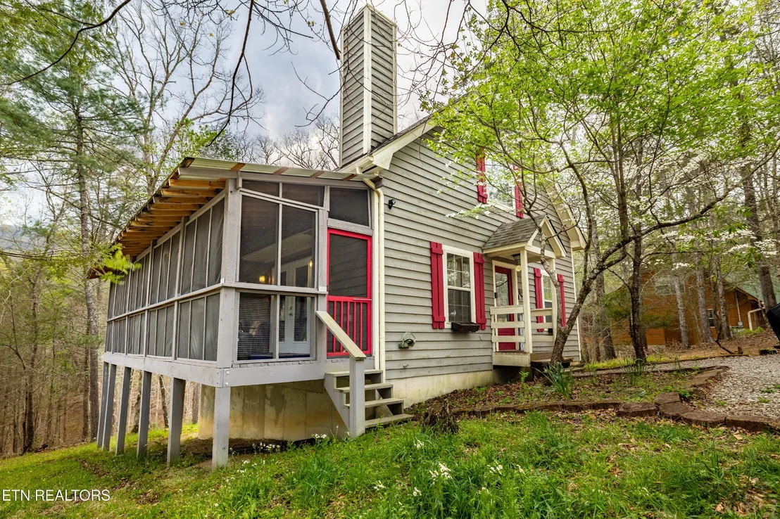 Photo of 516 Clearwater Circle