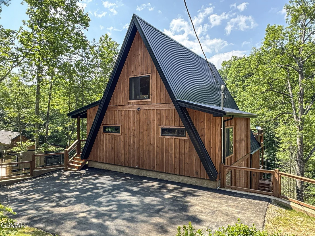 Photo of 2119 Beach Front Drive