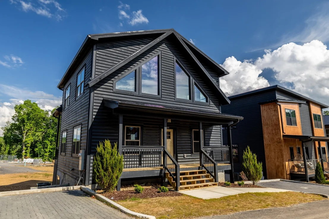 Photo of 505 Warbonnet Way