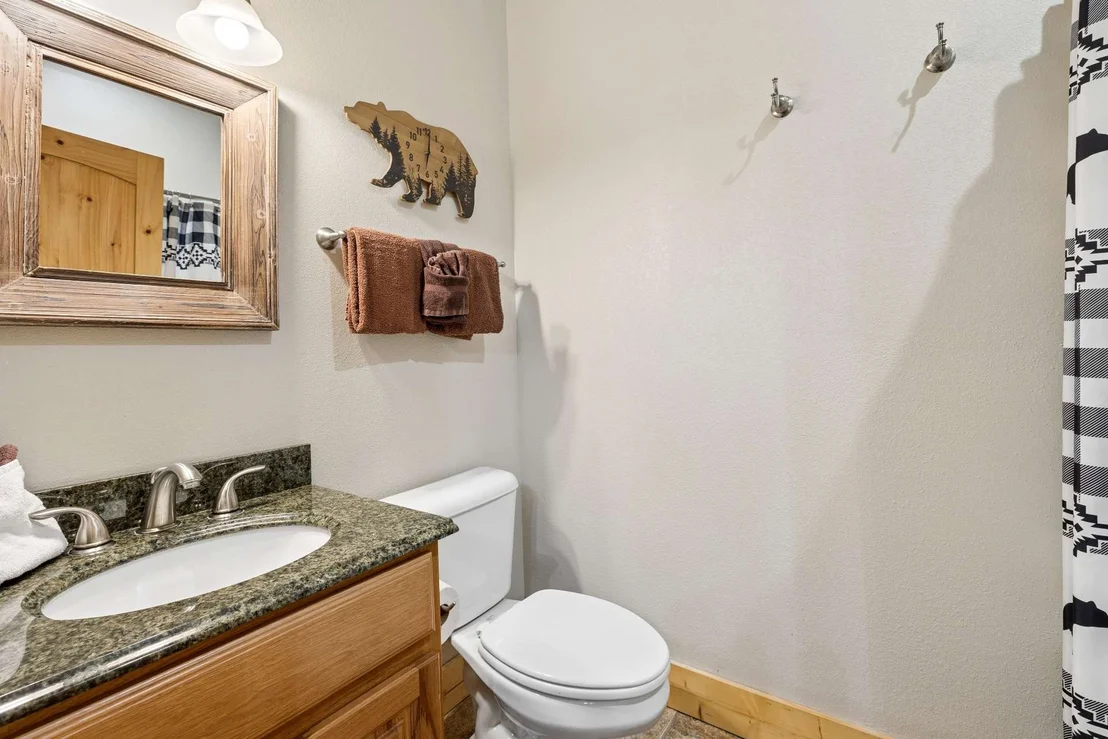 Photo of 1451 Baker Road