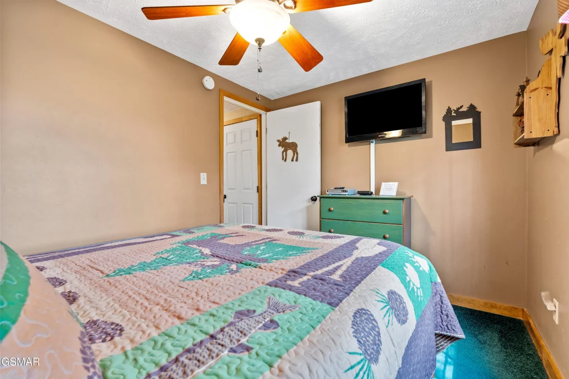 Photo of 1827 Timber Ridge Way