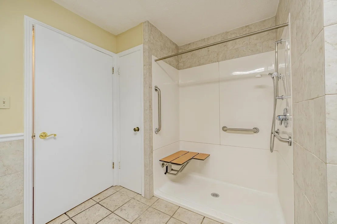 Photo of 160 DOVE DR