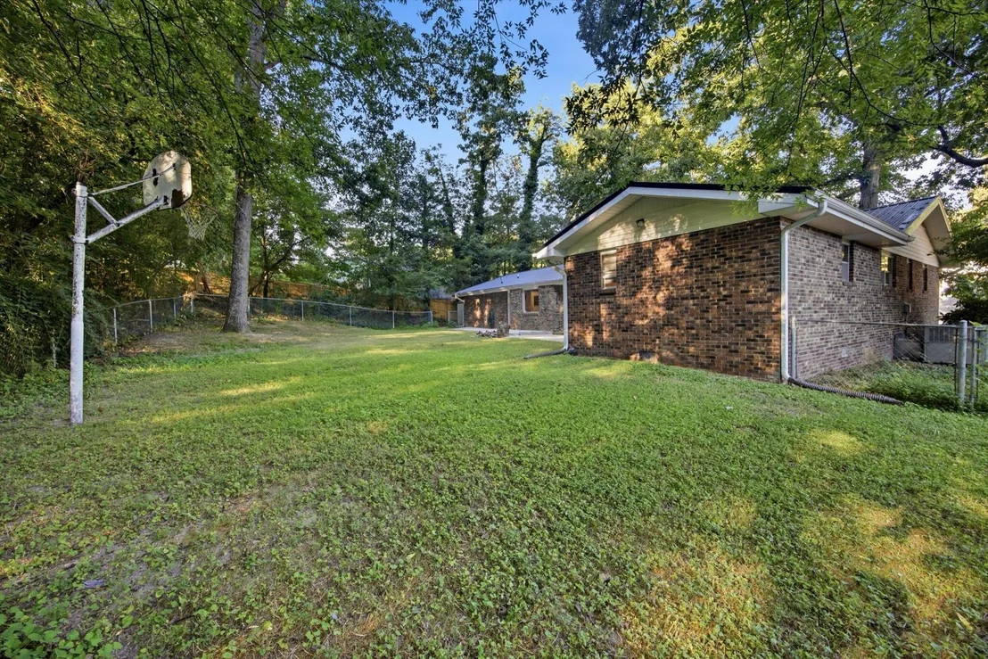 Photo of 2500 Shenandoah Drive