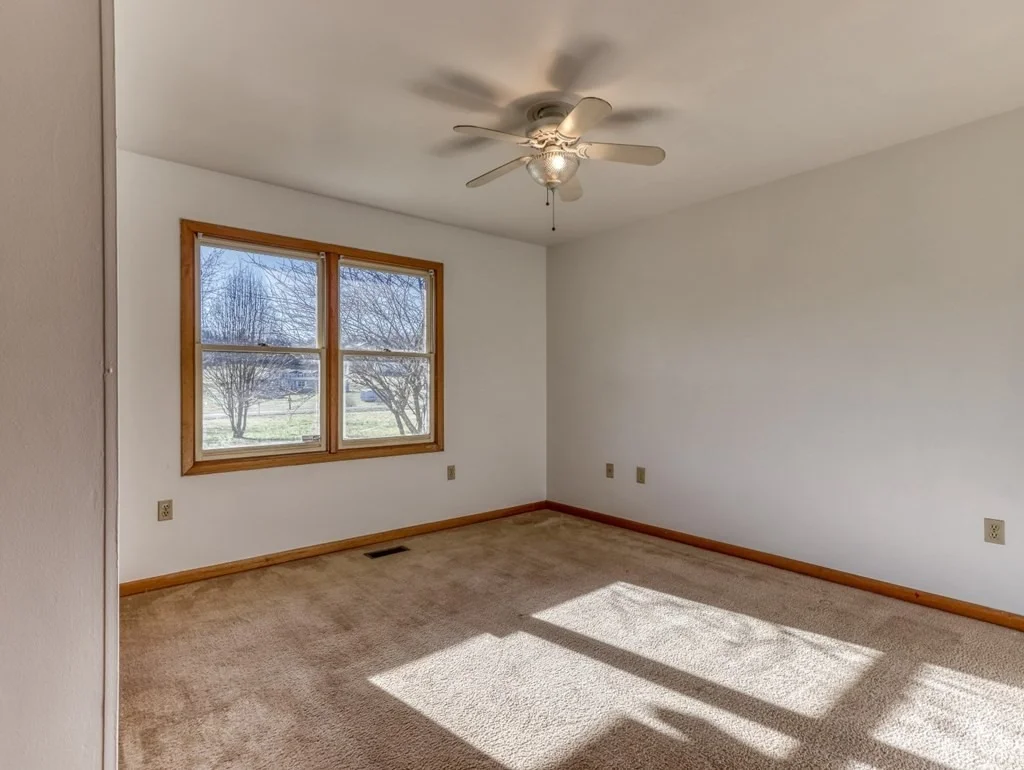 Photo of 1642 Sockless
