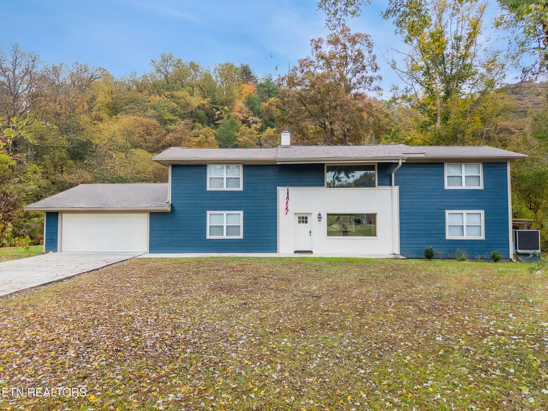 Photo of 2690 High Valley Drive