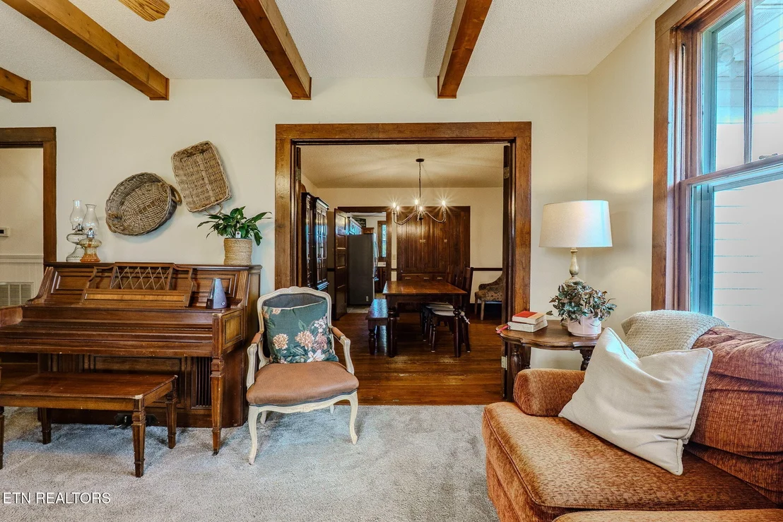 Photo of 2341 County Road 561