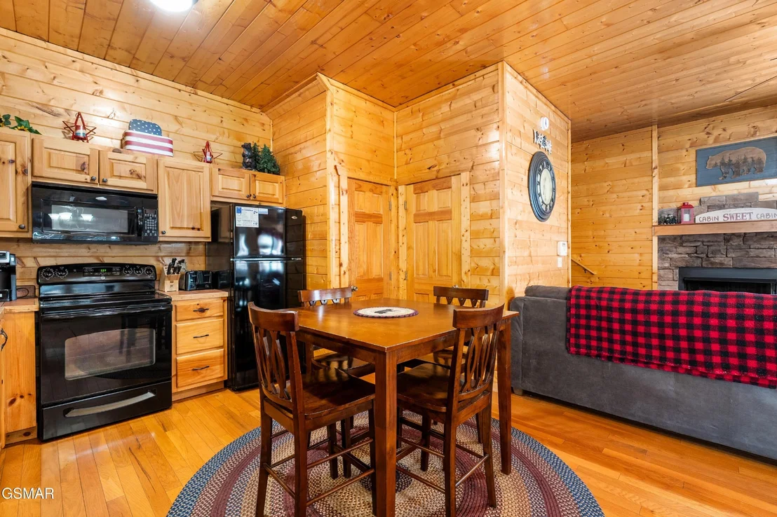 Photo of 641 Chickasaw Gap Way