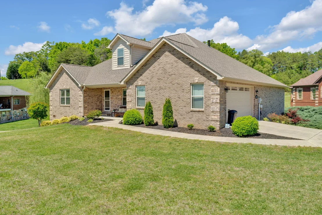 Photo of 1503 Landmark Blvd