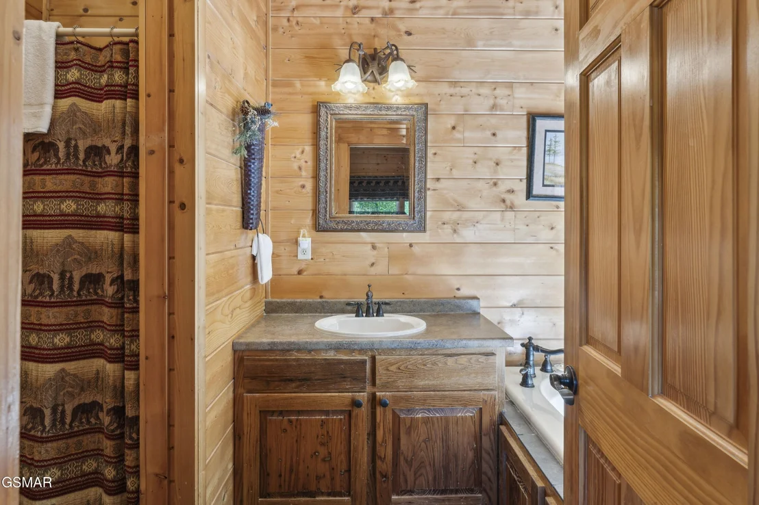Photo of 3747 Edge Park Drive