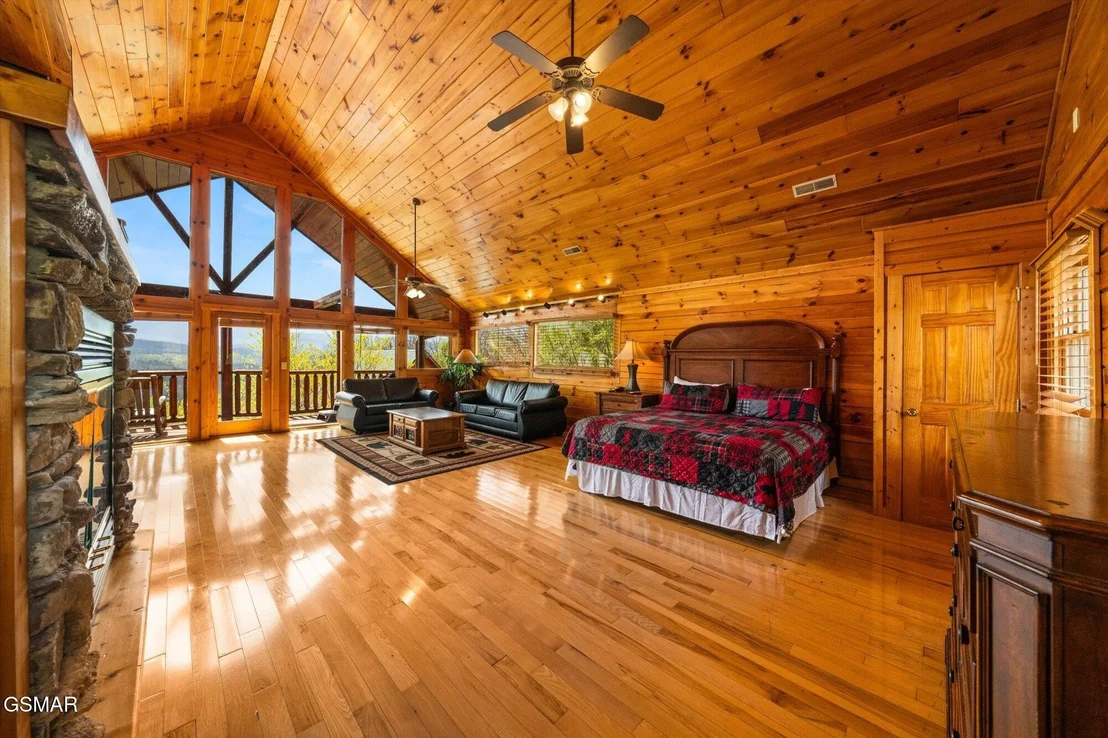 Photo of 2305 Rand Road