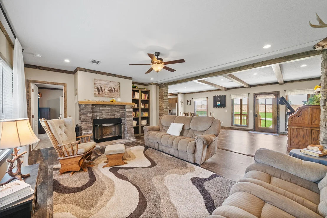 Photo of 164 Meredith Ln