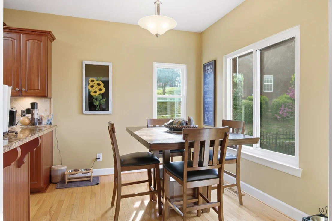Photo of 1514 Brookstone Cir