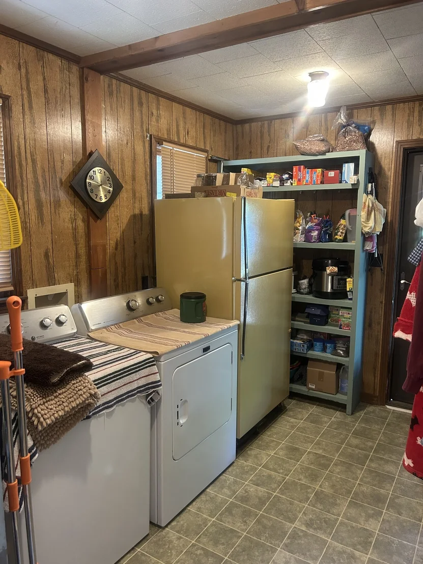 Photo of 108 Hazelnut Ave