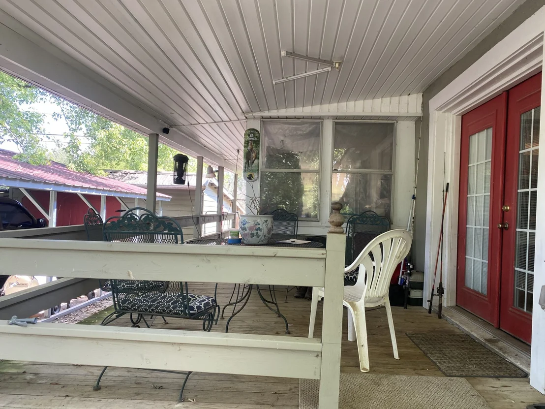 Photo of 691 Hodges Bridge Rd