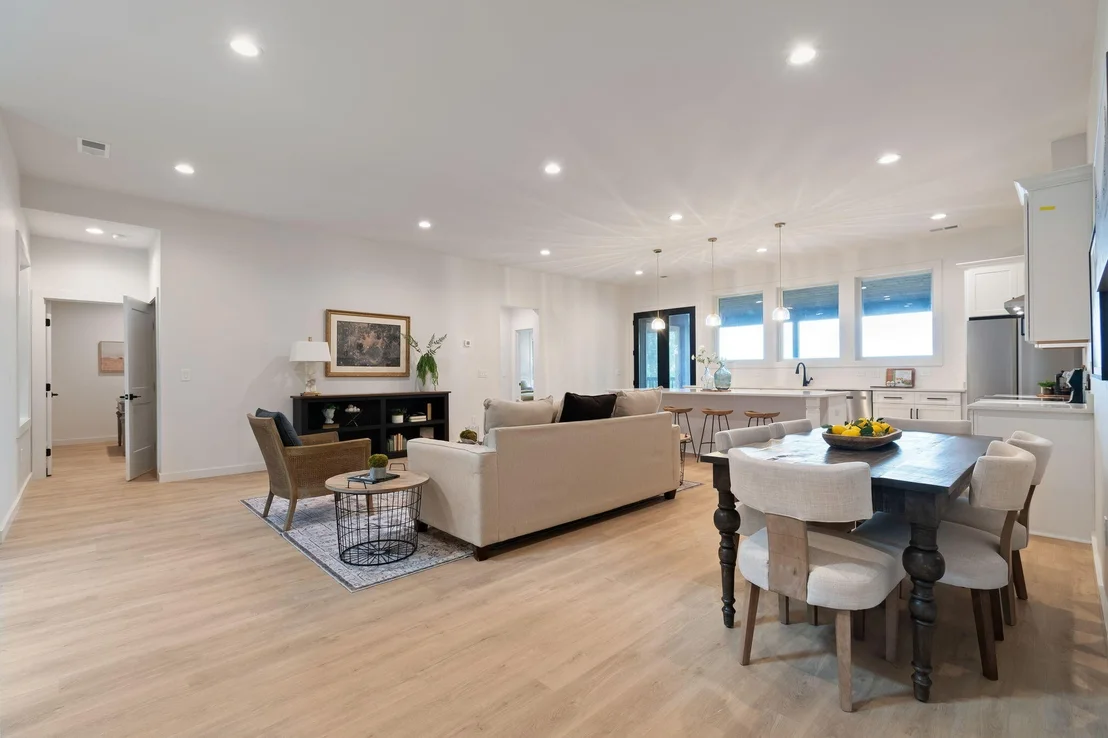 Photo of 900 Valley View Drive