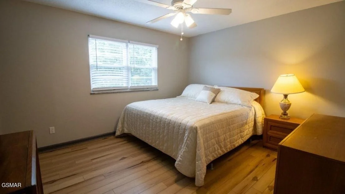 Photo of 310 Hollywood Circle