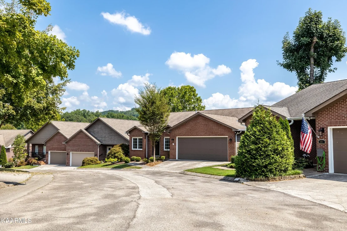 Photo of 65 Riverview Drive