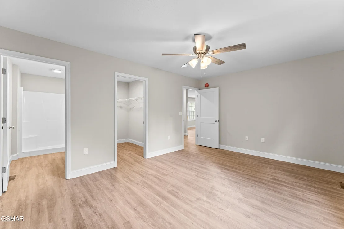 Photo of 1033 Cedar Ln