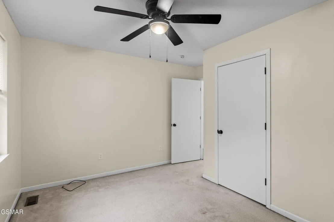 Photo of 409 Clearbrook Drive