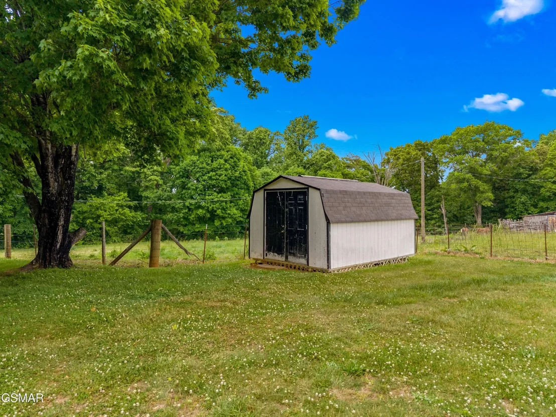 Photo of 485 Longmire Road
