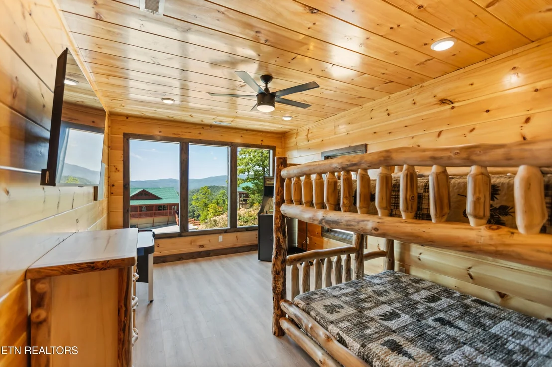 Photo of 2412 Mountain Ridge Way