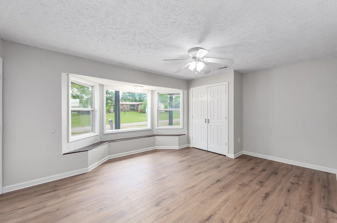 Photo of 200 HILLCREST DR