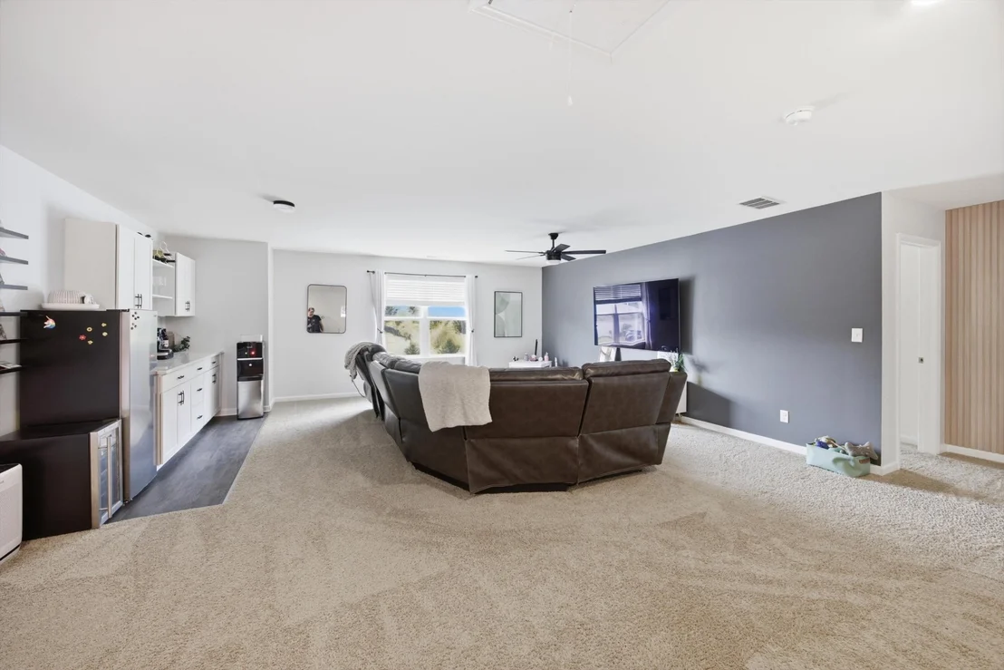 Photo of 49 Ridgelake Circle