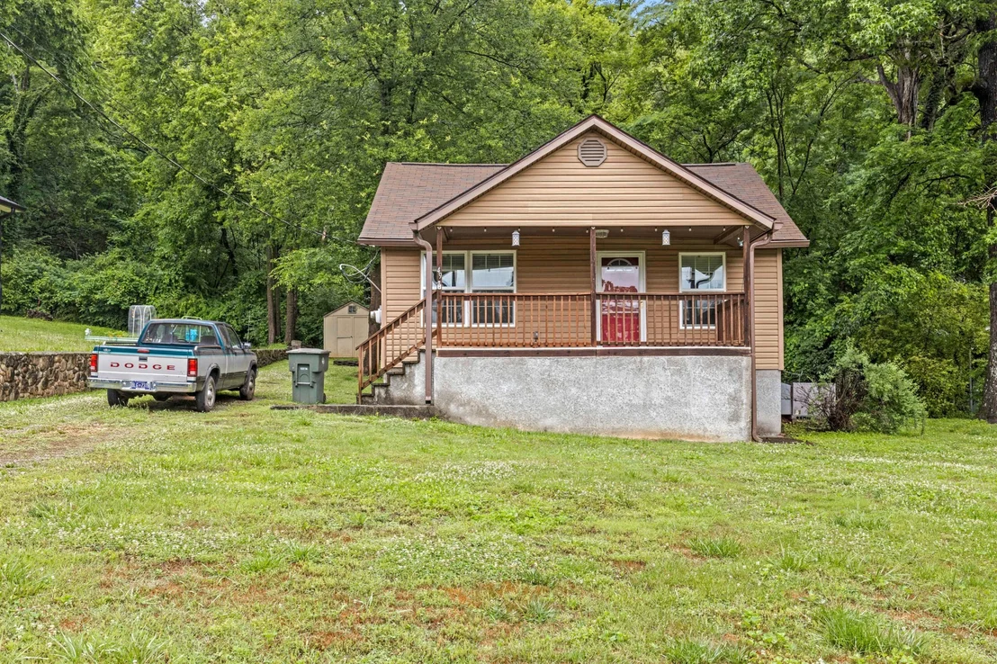 Photo of 49 Hemlock Circle