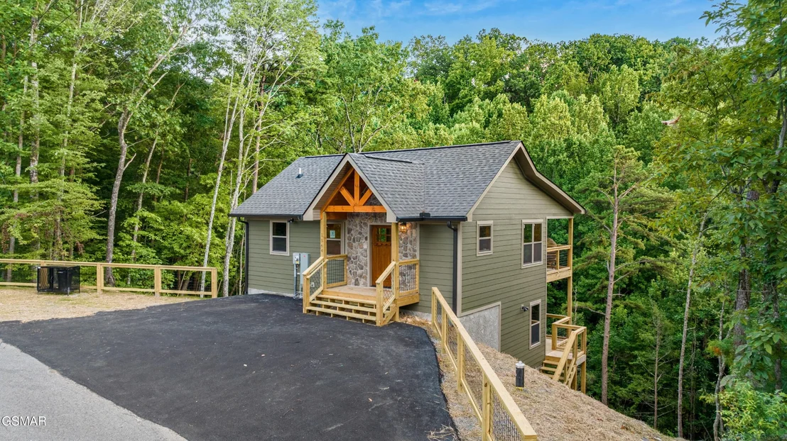 Photo of 1564 Sky View Drive