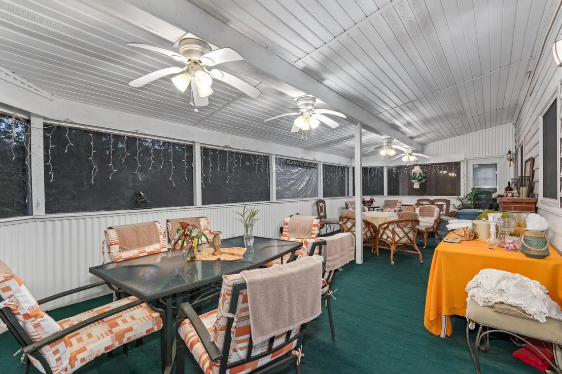 Photo of 225 Blue Springs Blvd