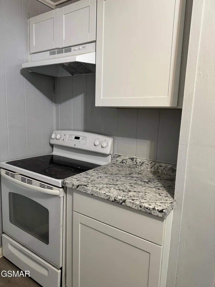 Photo of 409 Eastgate Road