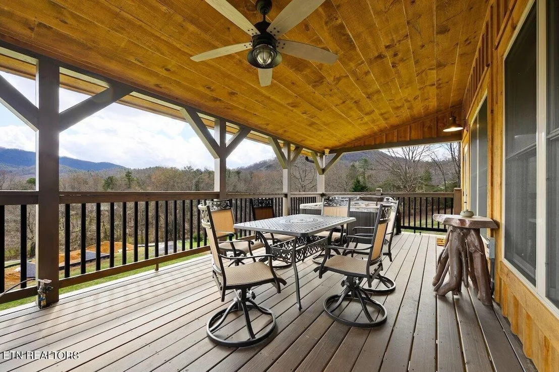 Photo of 4032 Roundtop Drive