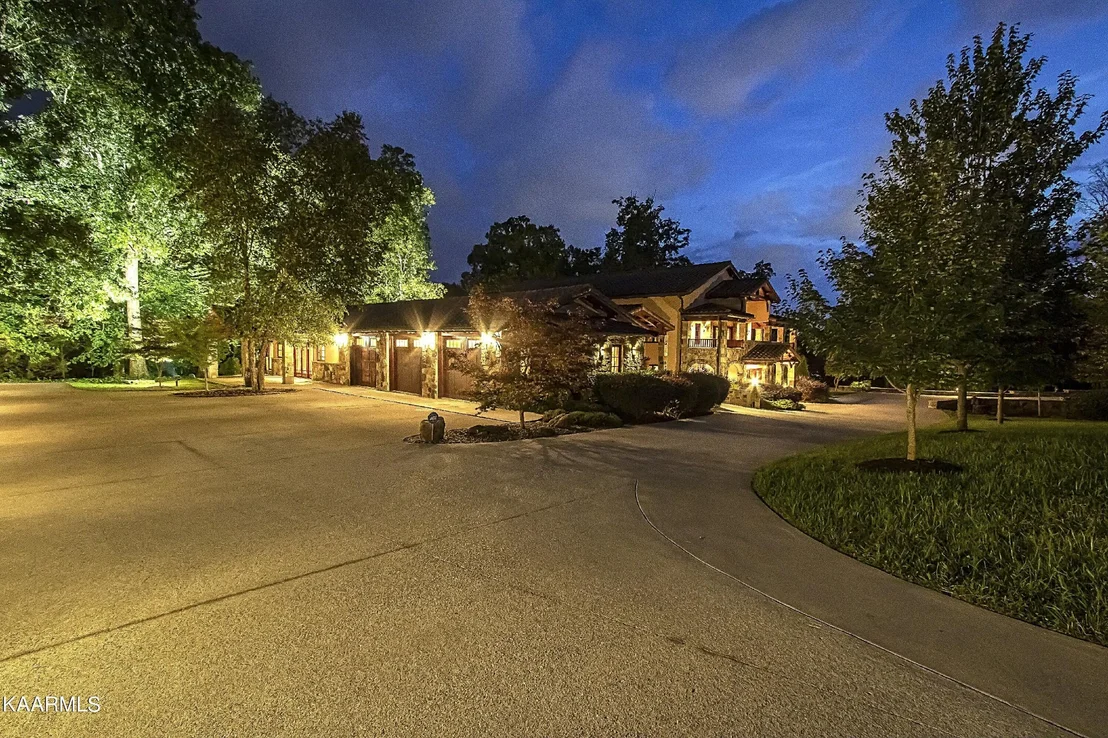 Photo of 1514 Canterbury Downs Rd