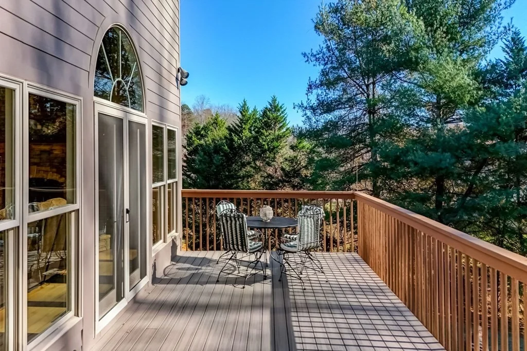 Photo of 1310 Laura Lane