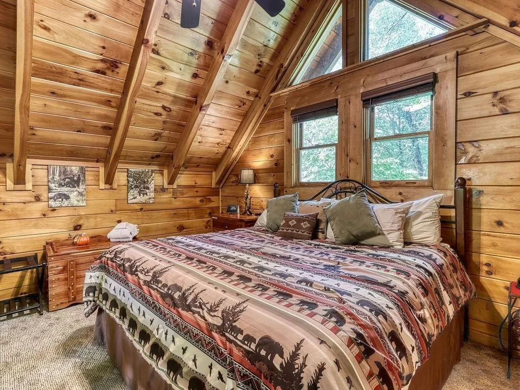 Photo of Unit DANCINGBEARFOOT at 2241 Beach Front Drive