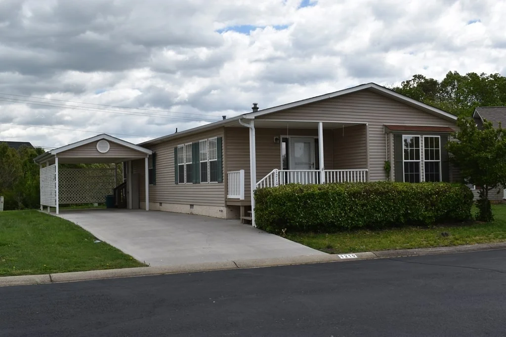 Photo of 1210 Turf Way