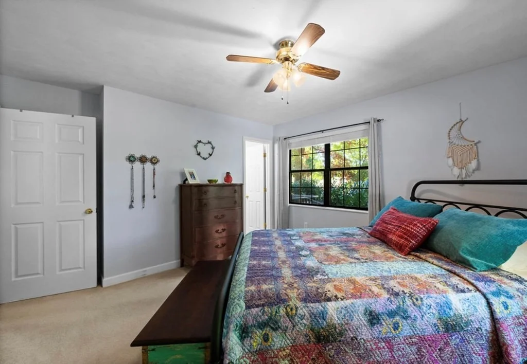 Photo of 3719 Thayer Lane