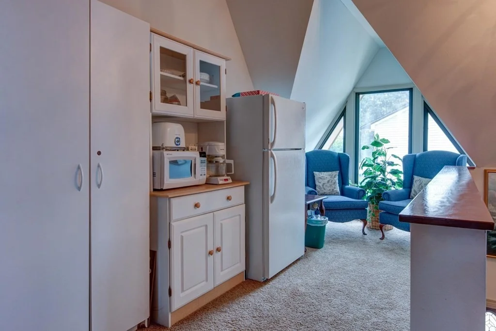 Photo of 372 Grandview Drive