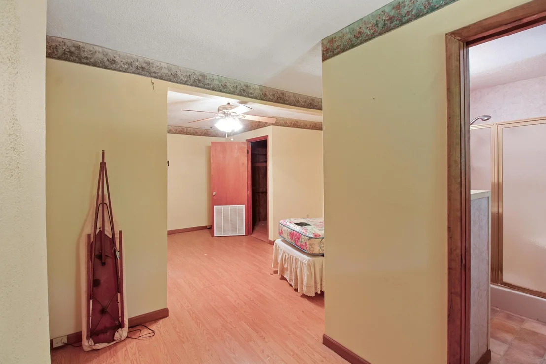Photo of 819 Dudley Drive
